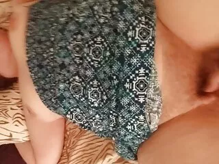 Hermoso esclavo intenta en la habitación de videos caseros cojiendo con mi prima esclavos,